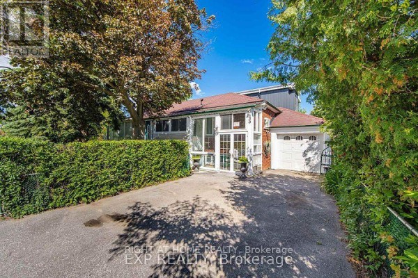 Main Floor - 43 Ridgemoor Avenue, Toronto