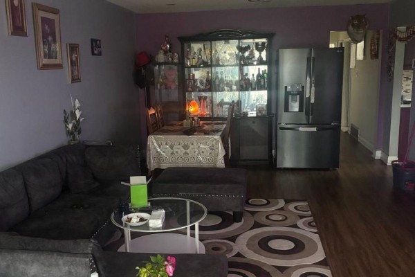 Main Floor - 7318 Shallford Road, Mississauga, ON L4T2P7 Photo 4