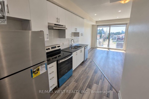 Main Floor - 93 Hatherley Road, Toronto, ON, photo 2