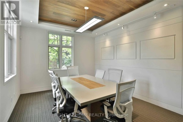 Main Floor 100 - 1440 Hurontario Street, Mississauga, ON L5G3H4 Photo 4