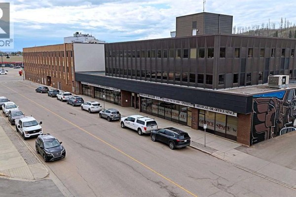 Main Level, 9911 Macdonald Avenue, Fort Mcmurray, AB, photo 3