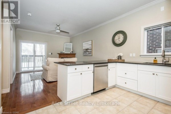 Main Unit - 129 Elizabeth Street, Guelph, ON N1E2X4 Photo 4