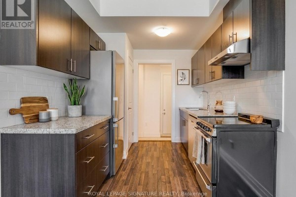 Main/lower - 59 Creekbank Road, Toronto, ON M6L0A4 Photo 5