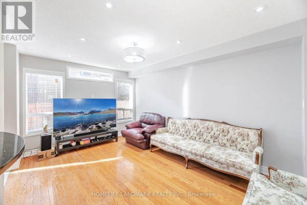 Main/upper - 81 Vessel Crescent, Toronto, ON M1C5K6 Photo 4