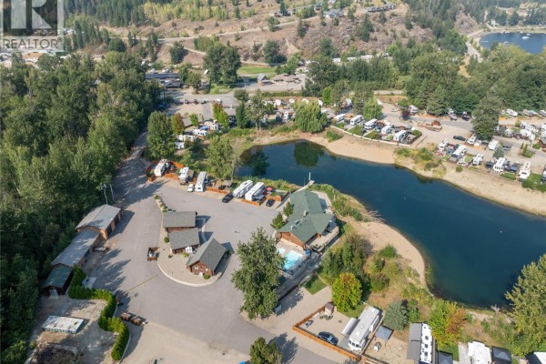 Marina Way Unit# 11, Lee Creek, BC V0E1M4 Photo 5