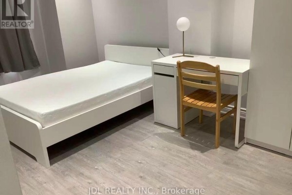 Master Bedroom 2nd Floor - 16 Ross St Street, Toronto, ON, photo 3