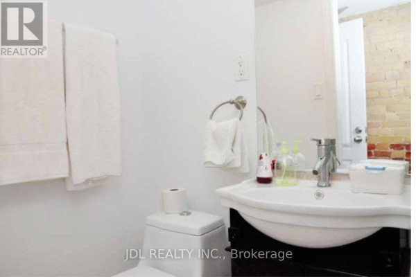 Master Bedroom A Main - 3 Pembroke St Street, Toronto, ON M5A2N6 Photo 3
