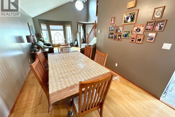 Foyer - Mcdonald Acreage, Weyburn Rm No  67, SK S4H0A0 Photo 5