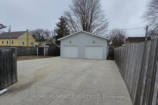 Minto - 94 Elora Street S, Minto, ON N0G1Z0 Photo 4