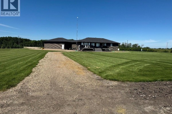Living room - Minty Acreage Rocanville, Rocanville Rm No  151, SK S0A3L0 Photo 5