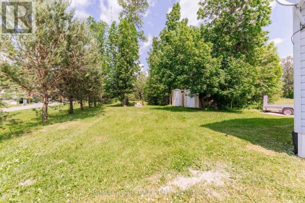 Moonbeam - 200 Lefebvre Peninsula Road, Kapuskasing, ON P0L1V0 Photo 3