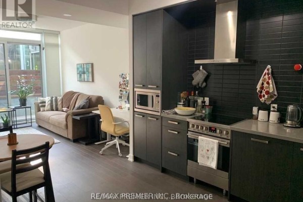 Kitchen - N207 - 455 Front Street E, Toronto, ON M5A1G9 Photo 3