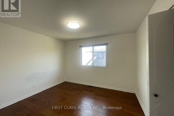 N3 - 93 Peckham Avenue, Toronto, ON, photo 3