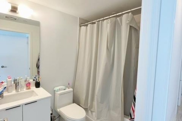 N735 - 7 Golden Lion Heights, Toronto, ON, photo 2