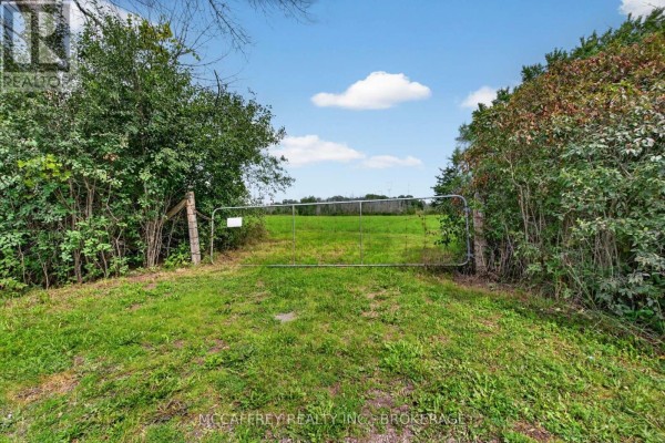 Near 1549 Doyle Road, Loyalist, ON, photo 2