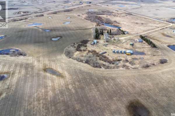 Neudorf Farm - Nw 20-20-07 W2, Mcleod Rm No  185, SK, photo 3