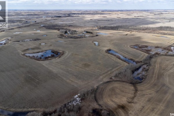 Neudorf Farm - Nw 20-20-07 W2, Mcleod Rm No  185, SK S0A0C2 Photo 4