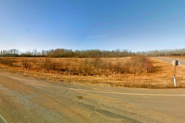Nw 84 Ave, Lac La Biche, AB, photo 3