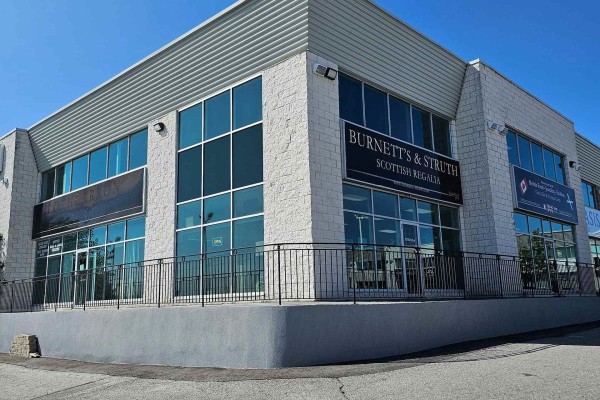 O & P - 570 Bryne Drive, Barrie, ON, photo 2