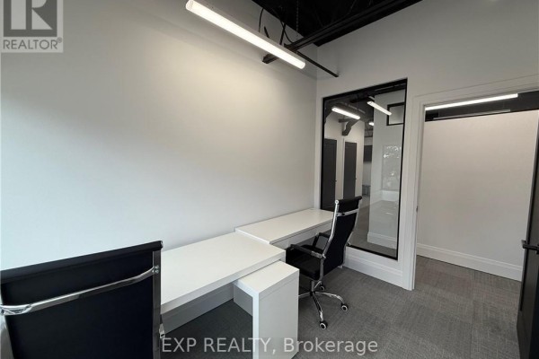 Office #2 - 156 Parkdale Avenue N, Hamilton, ON L8H5X2 Photo 4