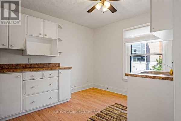 Office A - 153 Colborne Street W, Orillia, ON, photo 2