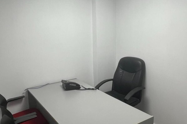 Office No. 7 - 823 College Street, Toronto, ON M6G1C9 Photo 4