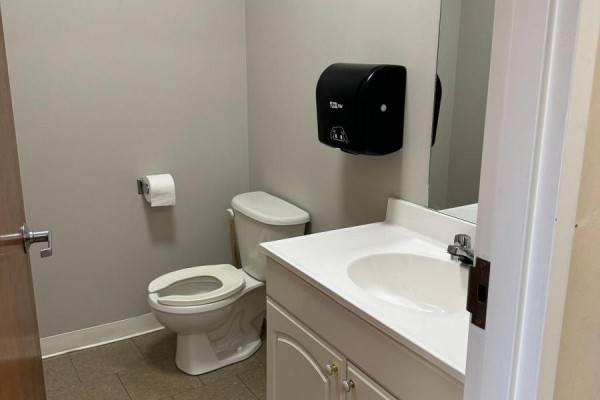 Office Space - 249 Saunders Road, Barrie, ON L4N9A3 Photo 5