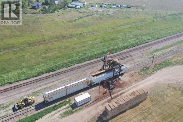 On Railway Ave, Brant, AB T0L0L0 Photo 4