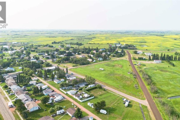 On Strom Street, Heisler, AB T0B2A0 Photo 2