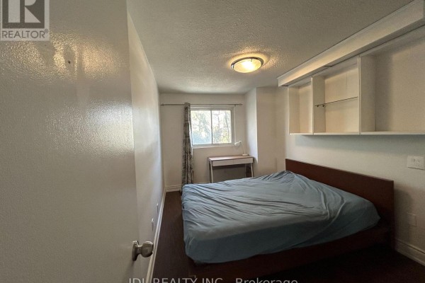One Bedroom 2nd Floor - 66 Stonehill Crt Court, Toronto, ON M1W2V3 Photo 4