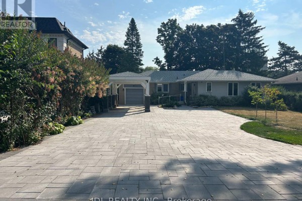 One Bedroom Main Floor - 110 Robinson St Street, Markham