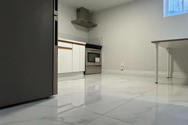 One Bedroom Unit Bsmt - 91 Bushmills Sq Square, Toronto, ON M1V1K5 Photo 3
