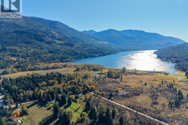 Parcel B Highway 3a Highway, Crawford Bay, BC V0B1E0 Photo 4