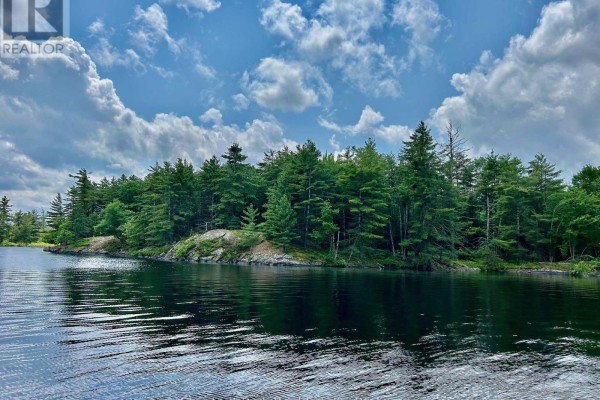 Part 1 Burnt Island, Gravenhurst, ON P0E1G0 Photo 2