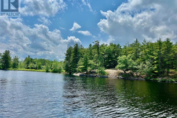 Part 1 Burnt Island, Gravenhurst, ON P0E1G0 Photo 5