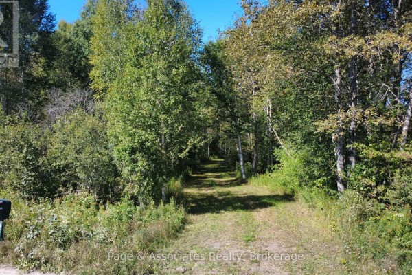 Part 2 Levert Drive, West Nipissing, ON P2B2P3 Photo 5