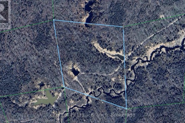 Pcl16056, Mcl25332 No Name Road, Kirkland Lake, ON P0K1L0 Photo 2