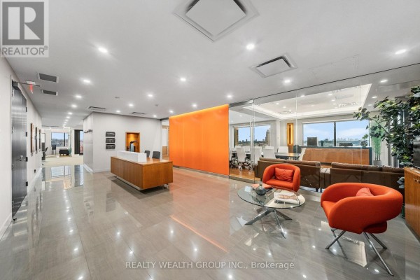 Penthouse - 255 Duncan Mill Road, Toronto, ON M3B3H9 Photo 2