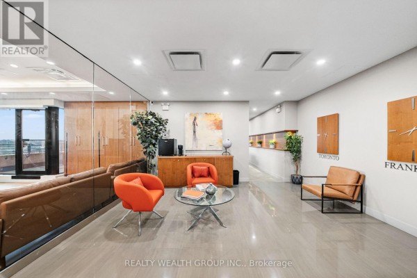 Penthouse - 255 Duncan Mill Road, Toronto, ON M3B3H9 Photo 3