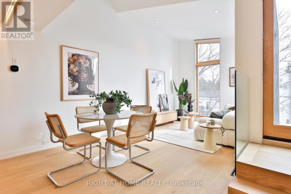 Dining room - Penthouse 2 - 225 Brunswick Avenue, Toronto, ON M5S2M6 Photo 2