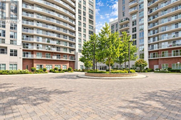 Ph 04 - 2152 Lawrence Avenue, Toronto, ON, photo 3