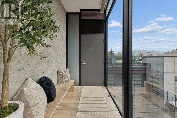 Ph 602 12 Water Street, Vancouver, BC V6B1A5 Photo 3