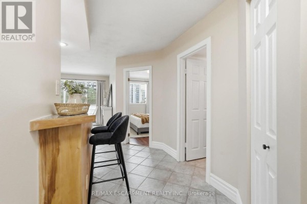 Ph 802 - 101 Queen Street S, Hamilton, ON, photo 2