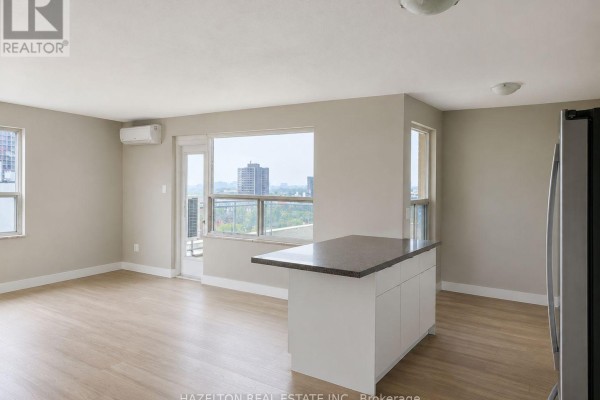Ph-a - 206 St George Street, Toronto, ON, photo 2