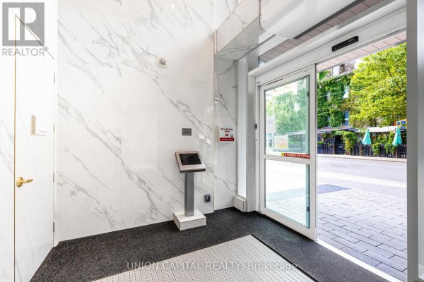 Primary Bedroom - Ph01 - 85 Wood Street, Toronto, ON M4Y0E8 Photo 4