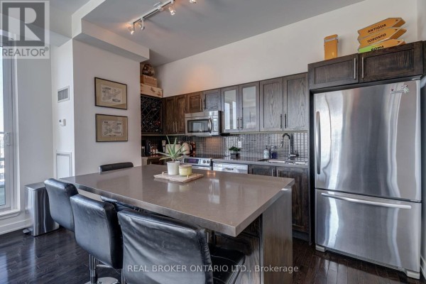 Ph02 - 126 Simcoe Street, Toronto, ON M5H4E6 Photo 5