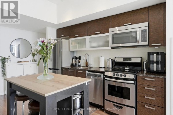 Ph02 - 68 Abell Street, Toronto, ON, photo 3