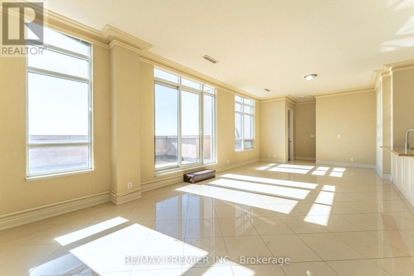 Living room - Ph04 - 9235 Jane Street, Vaughan, ON L6A0J8 Photo 3