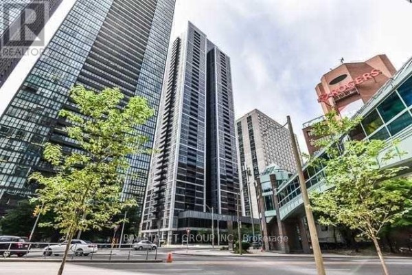 Ph05 - 28 Ted Rogers Way, Toronto