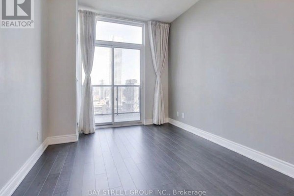 Ph05 - 28 Ted Rogers Way, Toronto, ON M4Y2W7 Photo 4